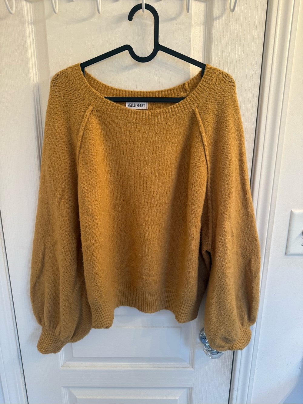 Classic Scoop Neck Sweater in Camel Tan